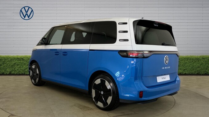 Volkswagen ID. Buzz 210kW Style Pro 79kWh 5dr Auto [Design+] Electric Estate - Image 3